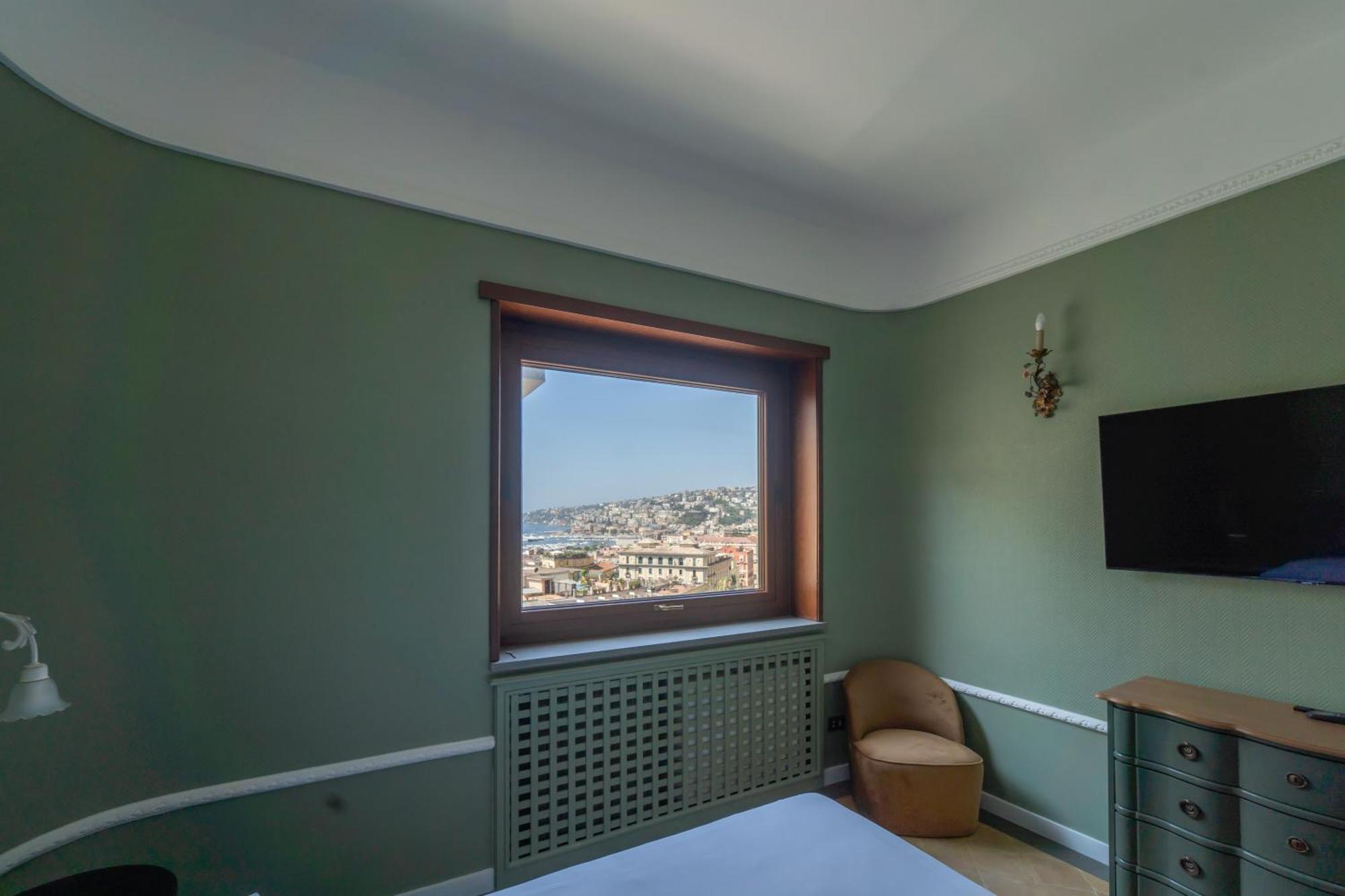 Butterfly Panoramic Napoli